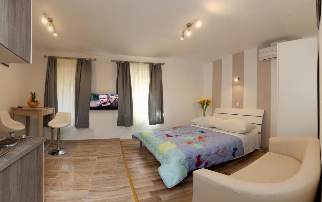 Central Luxury Rooms Izidor Split Room photo