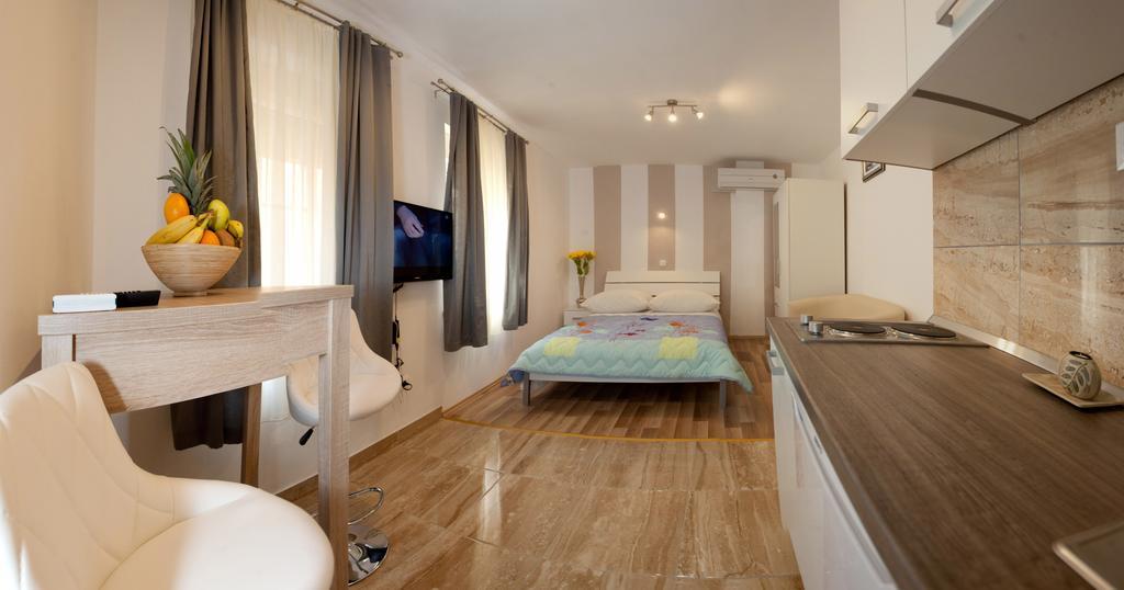 Central Luxury Rooms Izidor Split Room photo